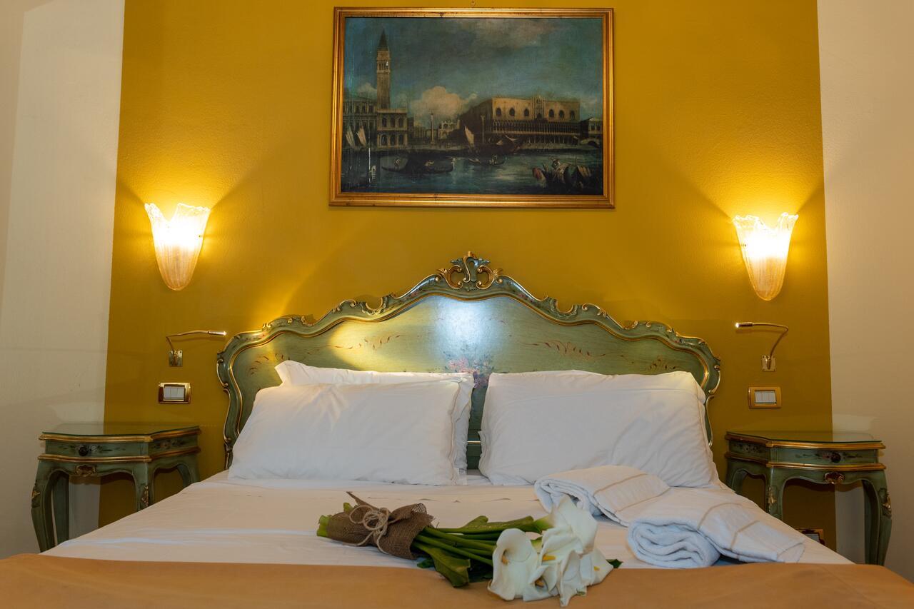 Ca Dell'Arte Bed and Breakfast Venedig Exteriör bild
