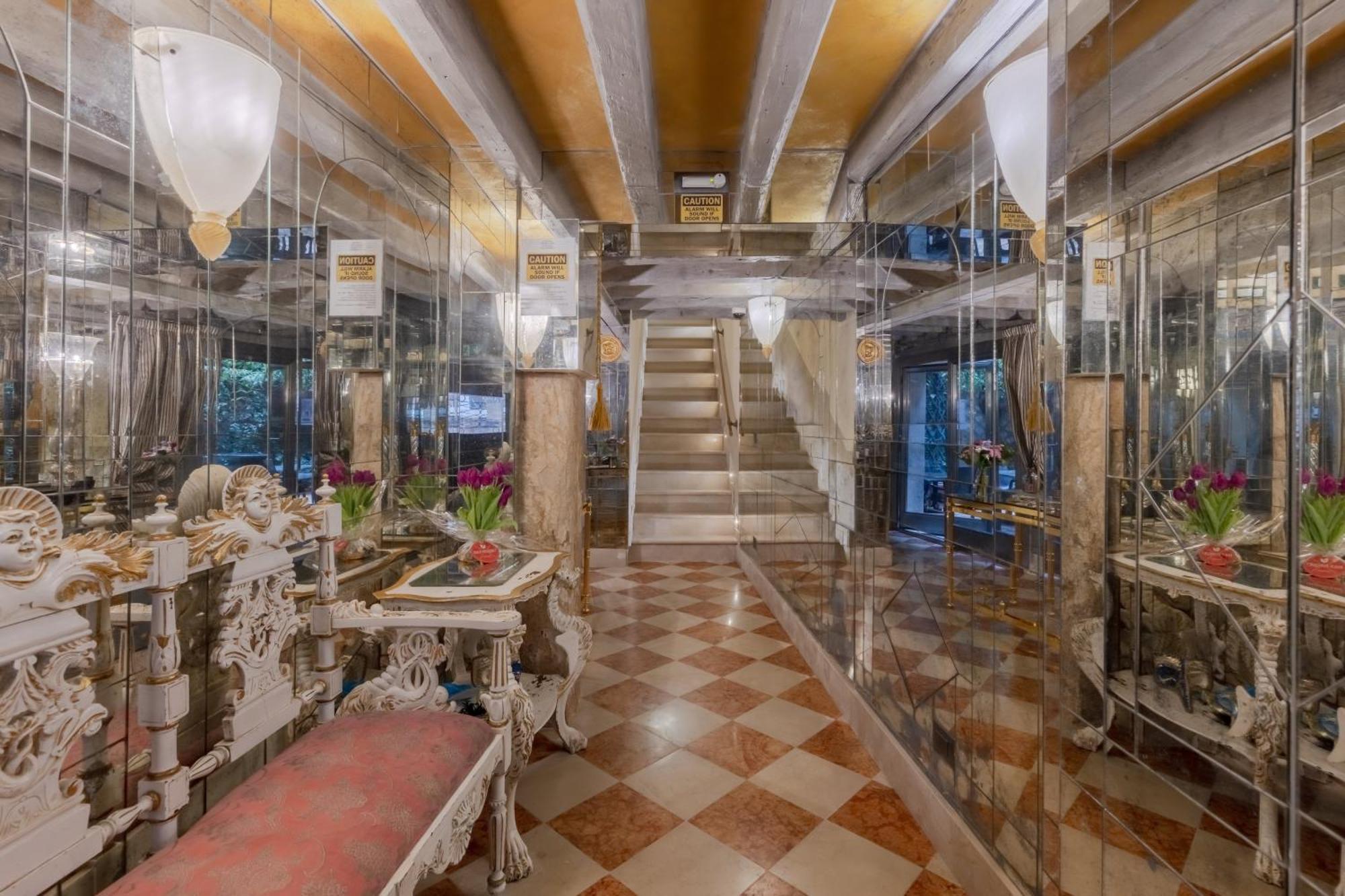 Ca Dell'Arte Bed and Breakfast Venedig Exteriör bild