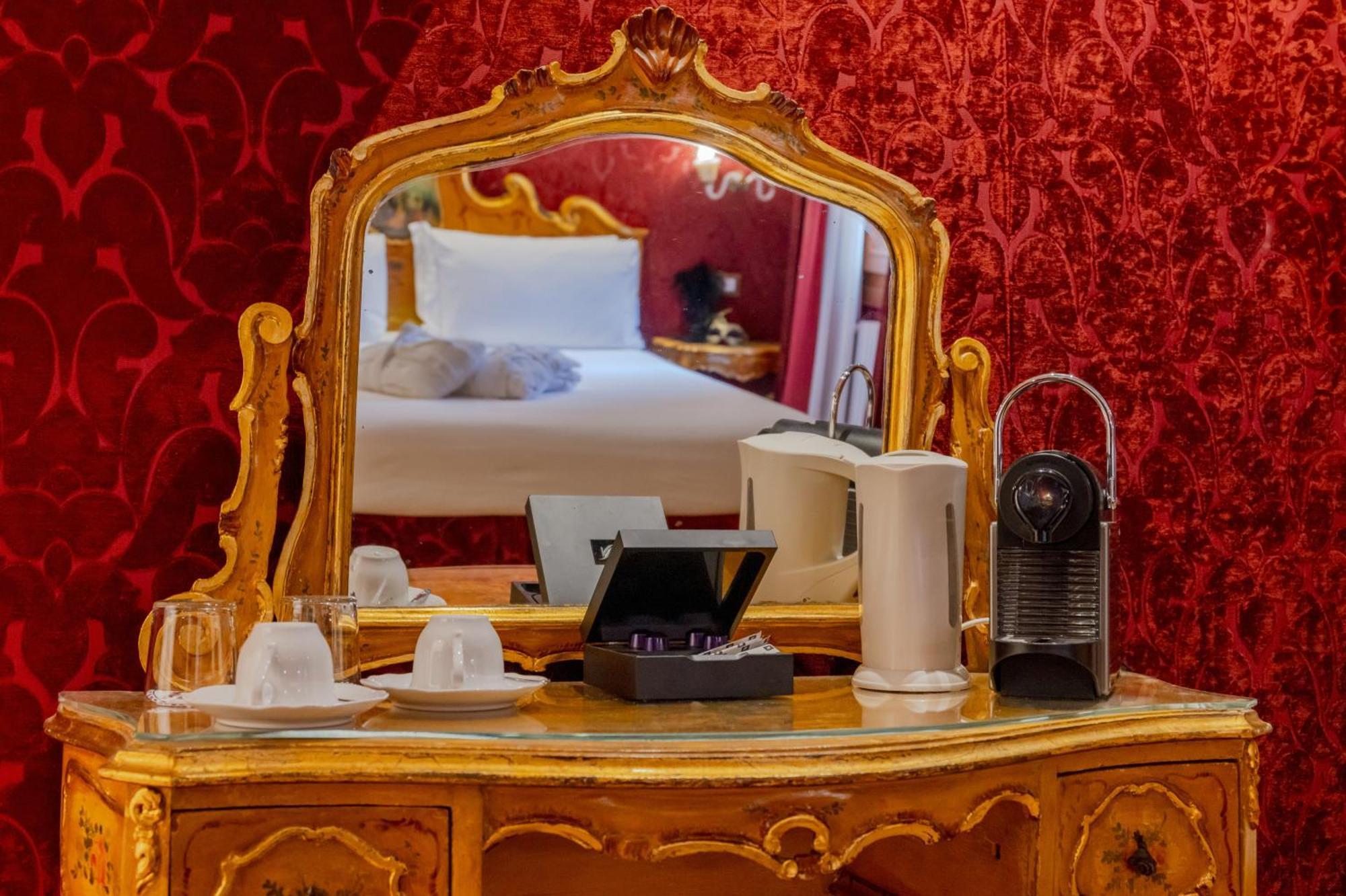 Ca Dell'Arte Bed and Breakfast Venedig Exteriör bild