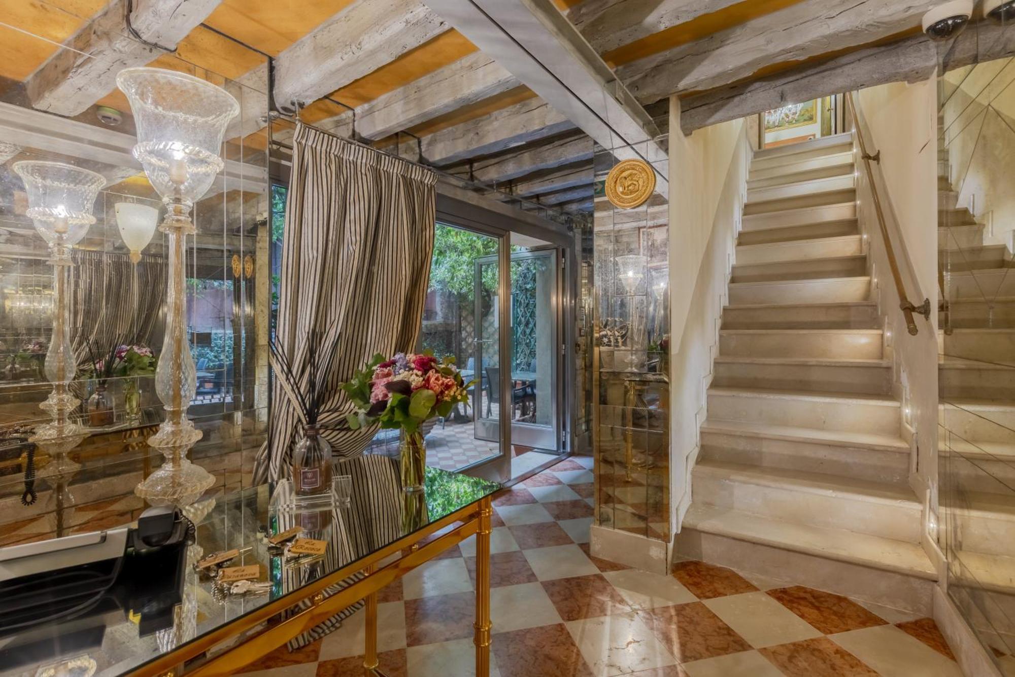 Ca Dell'Arte Bed and Breakfast Venedig Exteriör bild